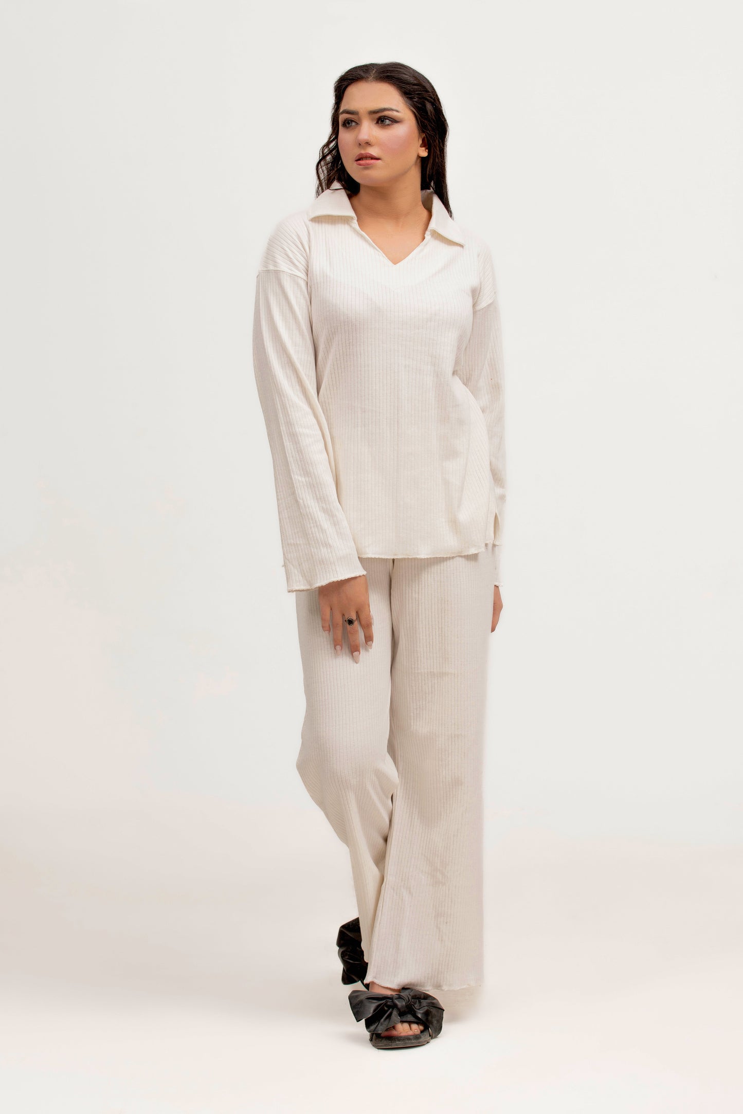 Plain Co-Ord Waffle Knitted V-Neck - WHITE