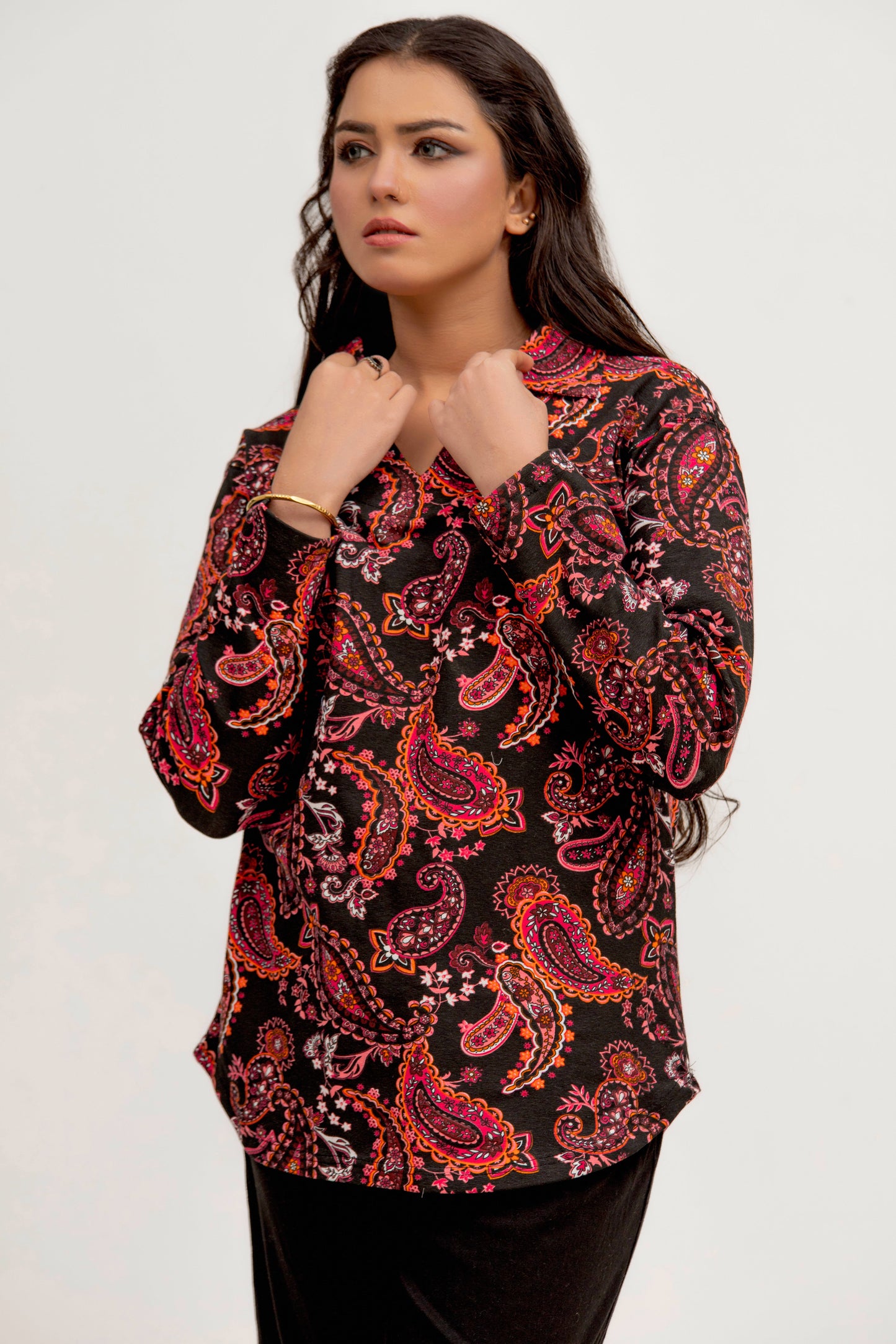 Sindhi Style Printed Co-Ord V-Neck