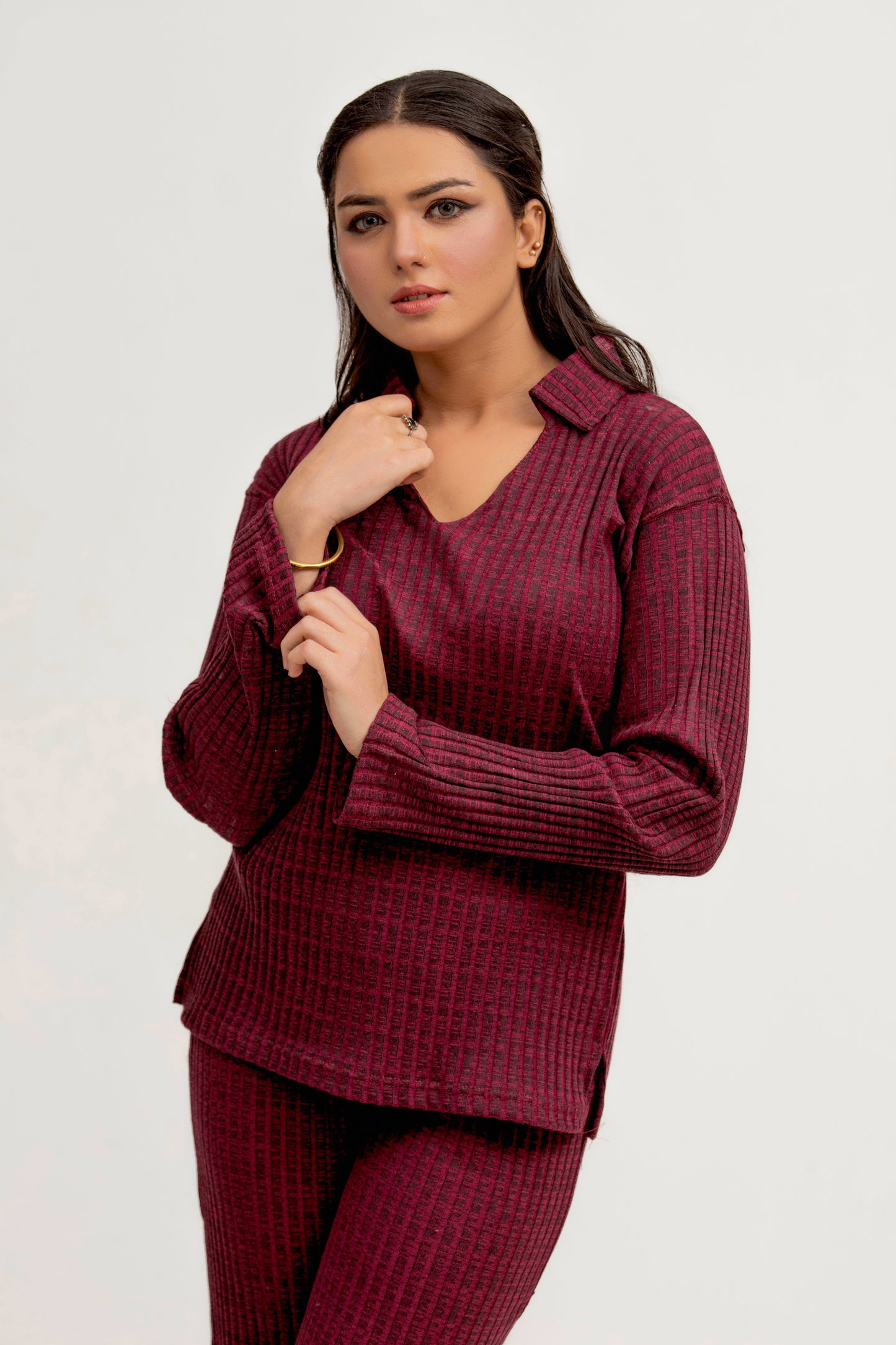 Plain Co-Ord Waffle Knitted V-Neck - MAROON